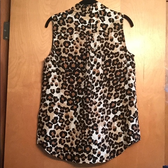 Equipment silk leopard print top, size M - Picture 2 of 5